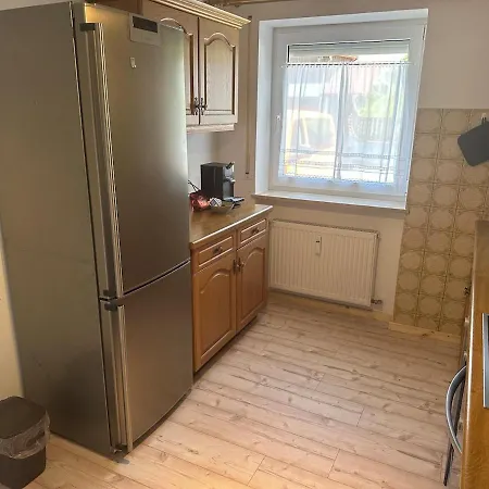 Balkonwohnung Mit Traumausblick! Apartman
